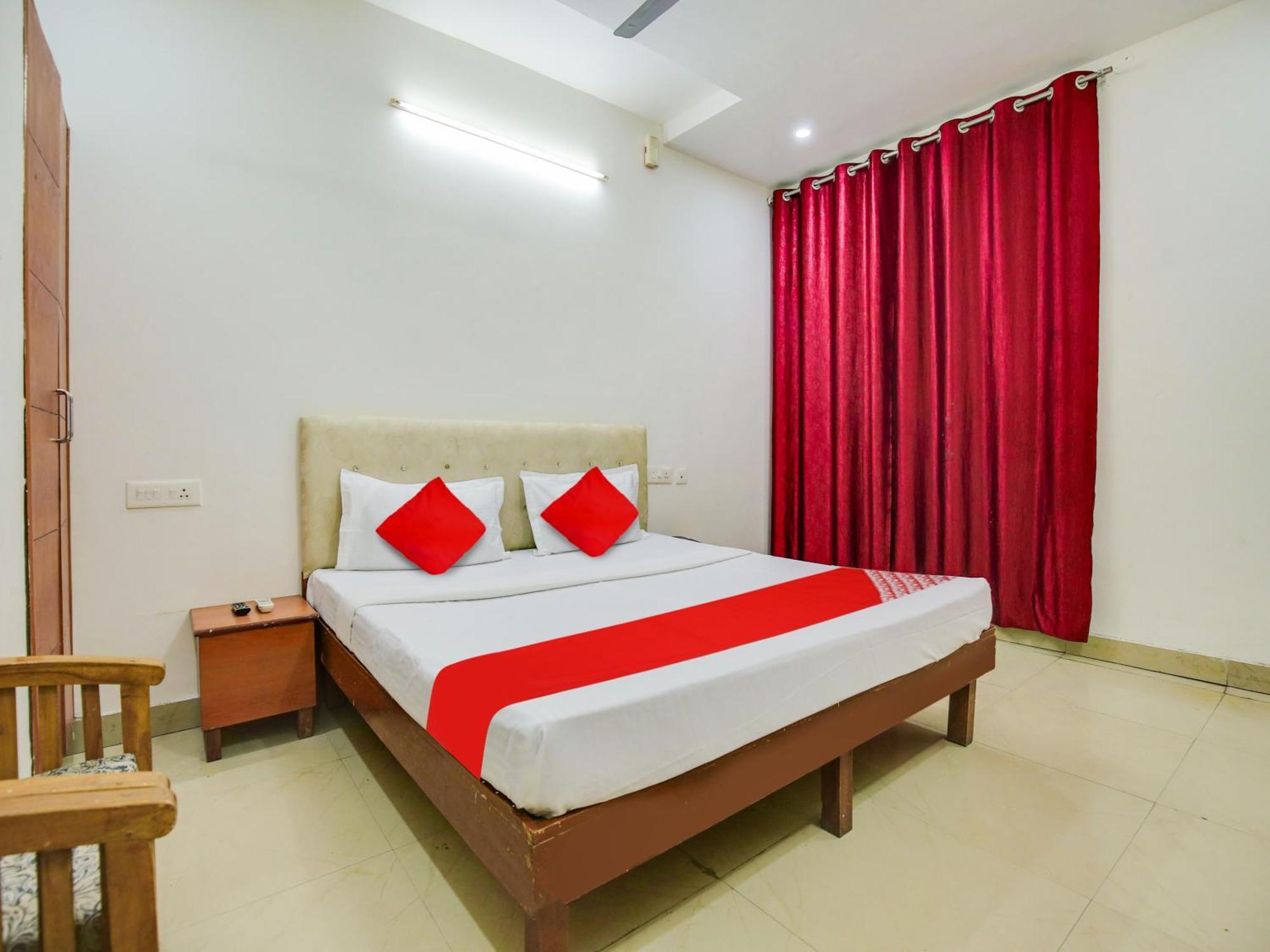 Hotel O Platinum Inn Nayagaon Exteriér fotografie