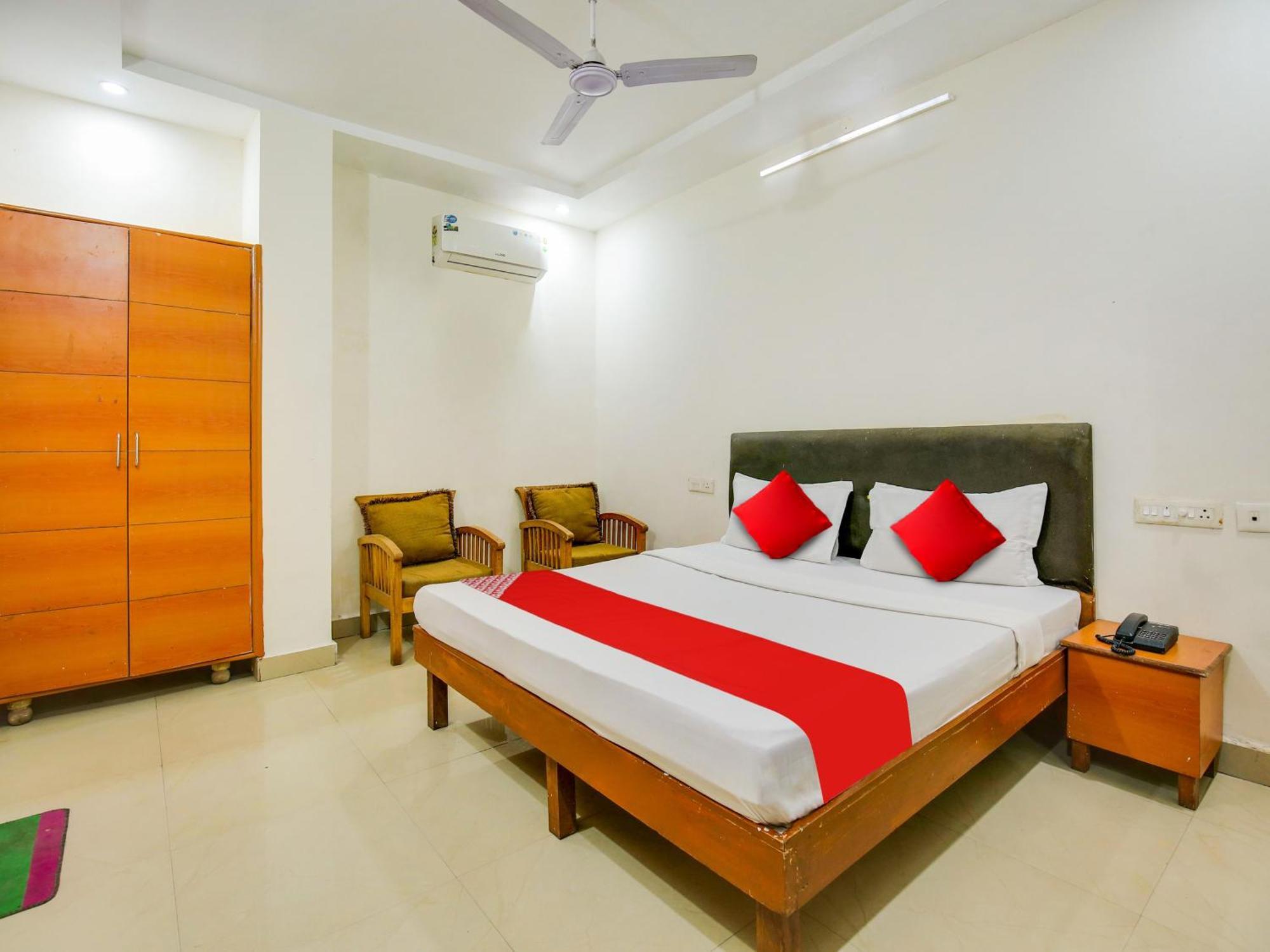 Hotel O Platinum Inn Nayagaon Exteriér fotografie